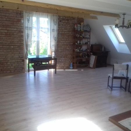 Izdebka W Zaciszu Bed & Breakfast Czarna Dabrowka Екстериор снимка