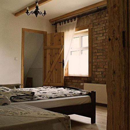 Izdebka W Zaciszu Bed & Breakfast Czarna Dabrowka Екстериор снимка